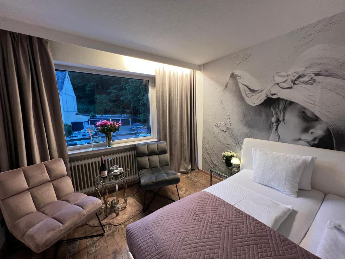 Hotel Schwanenweiher Bad Bertrich Exterior photo