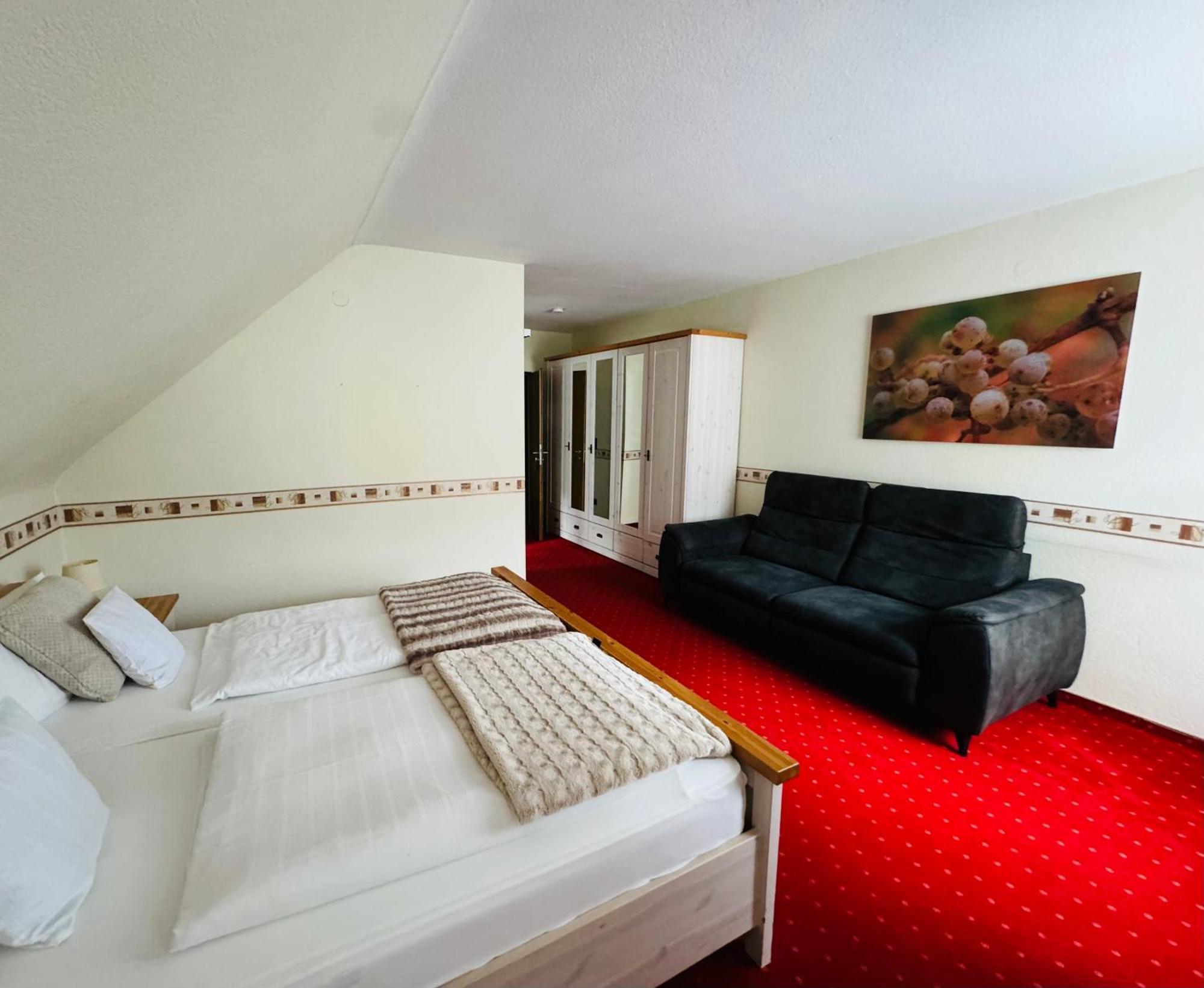 Hotel Schwanenweiher Bad Bertrich Exterior photo